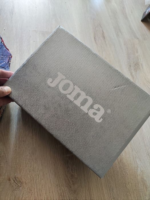 Joma крассовки 39