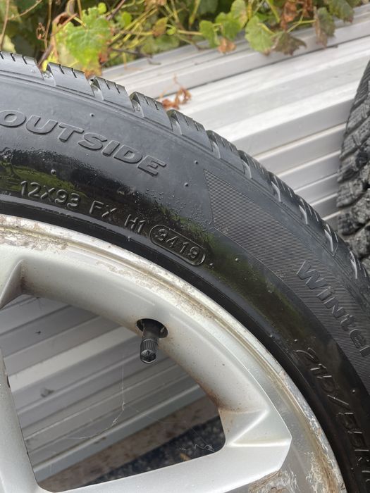 Anvelope 215 55 R18 Hankook iarna