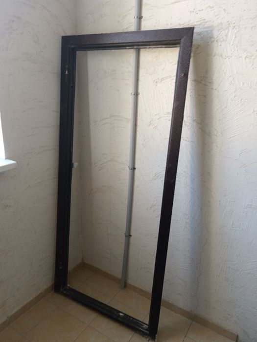 Дверь наружный продам только