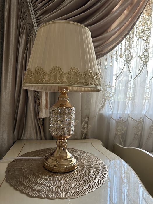 Светильник срочно сотилади