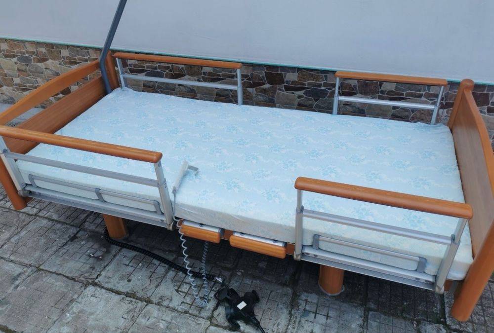 Електрическо болнично легло – немско качество, с матрак