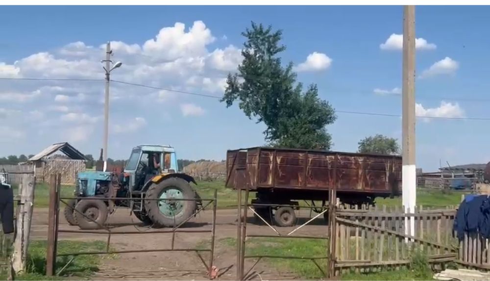 Продам трактор в комплекте