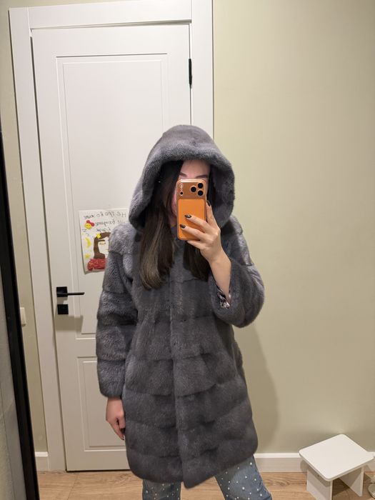 Продам норковую шубу