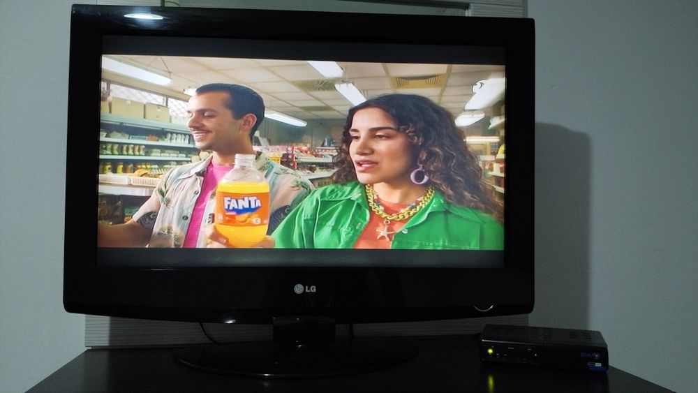 Продам телевизор LG+Отау тв