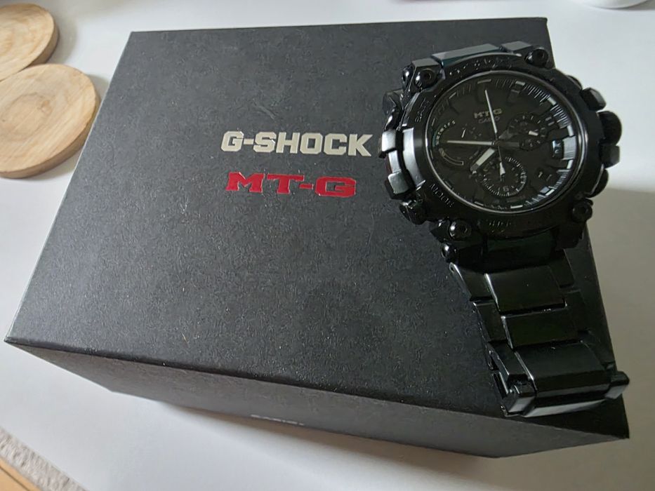 Часовник Casio G-Shock MTG-B3000B-1A
