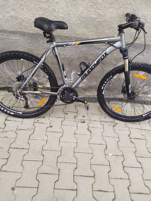 Vând bicicleta Muddyfox sau schimb pe full suspension