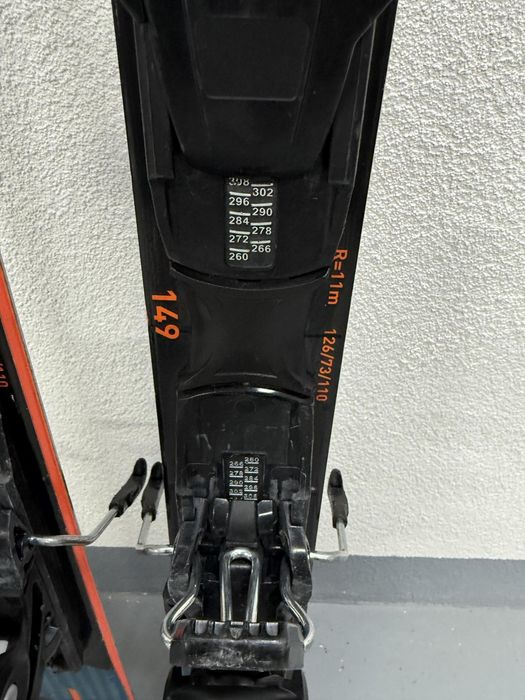 schi rossignol react r6 carbon 2022/2023 149, 156, 163, 170 si 177 cm