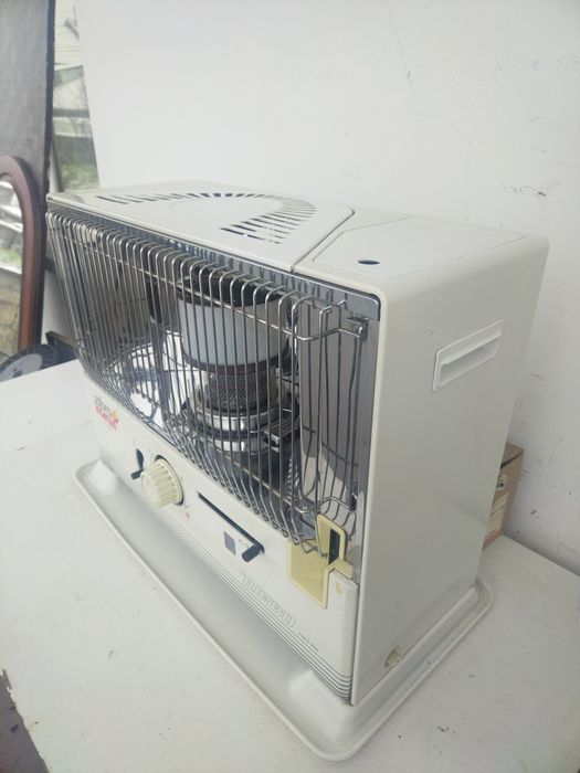 Отоплителна печка на течна ГАЗ, течен парафин, керосин
За отопление на