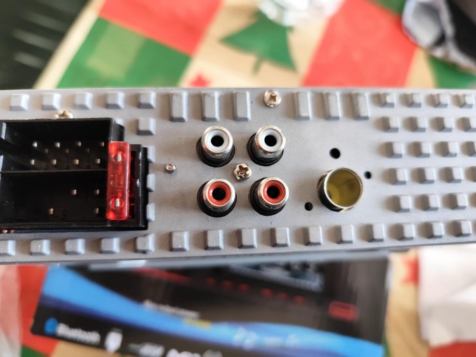 Музика за кола CHAIRMAN CEG63