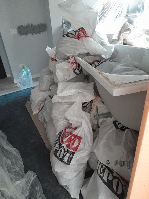 Debarasări mobila moluz