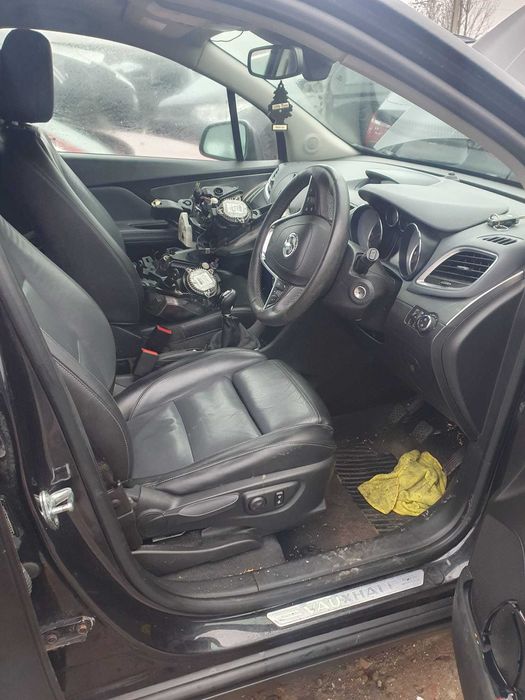 Dezmembrez Opel Mokka 4x4 1.7cdti 2015