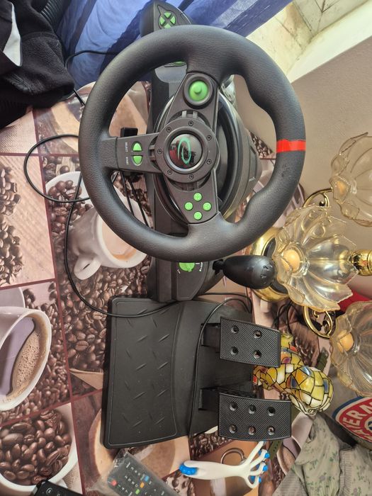 Кормило с педали