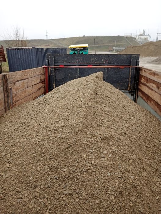 Nisip, sorturi diverse, amestec pentru beton