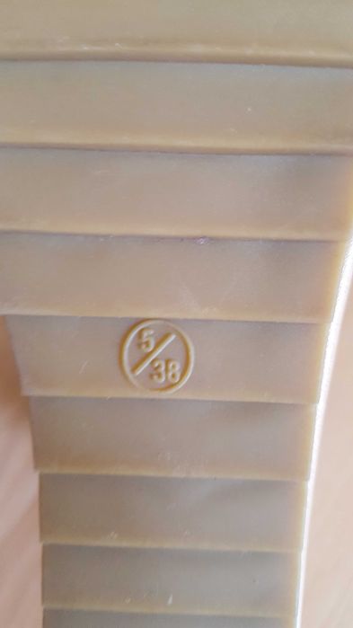 Нови сандали 38 номер