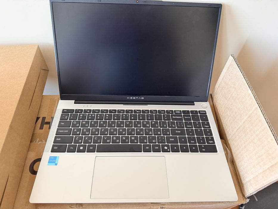 Noutbuk Keetab 8/256