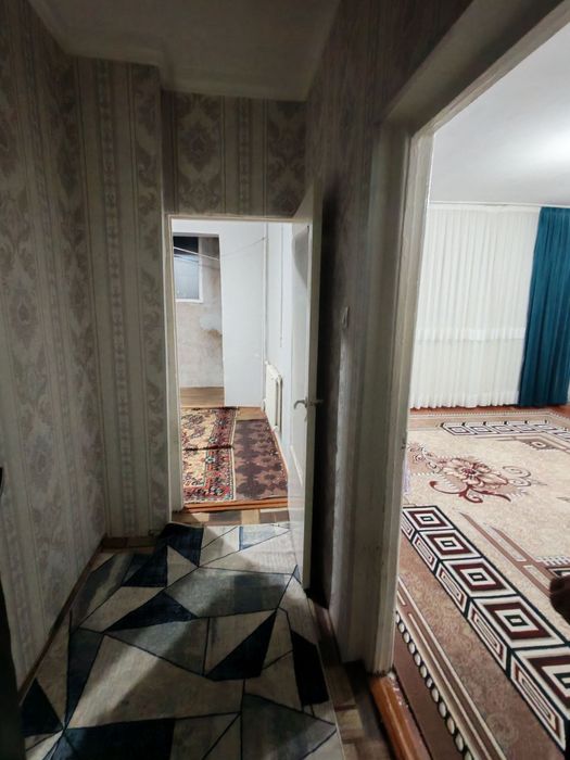 Arenda kvartira. Lesinova 1. Kadishva bozor yonida. 1/7/9