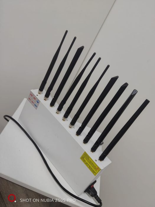 Подавитель глушилка связи