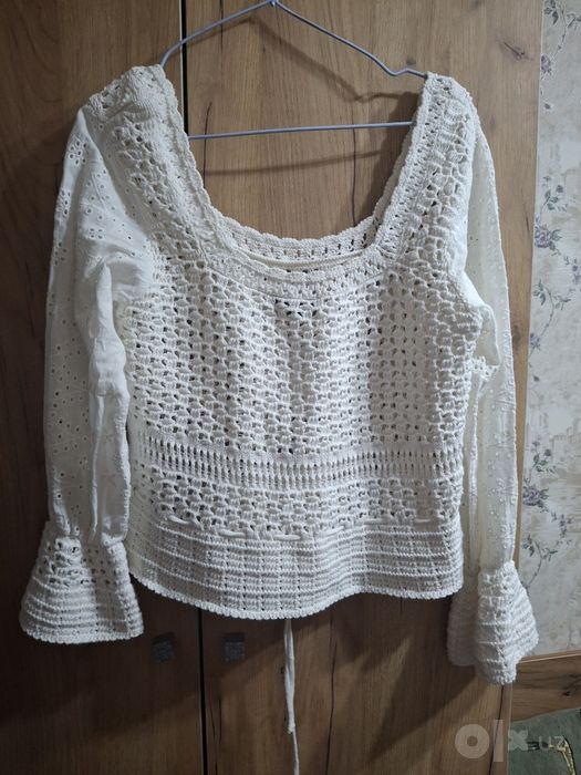 Кофточки Uniqlo и Zara (любая за 40 000)