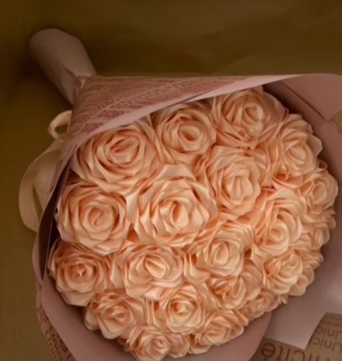 Вечные розы из лент