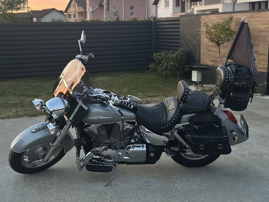 Honda VTX  1300R