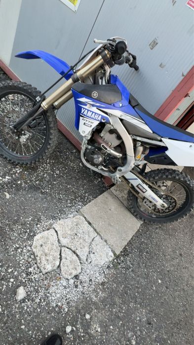 Se vinde yamaha yz 450
