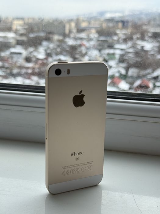 Iphone SE продам или обменяю