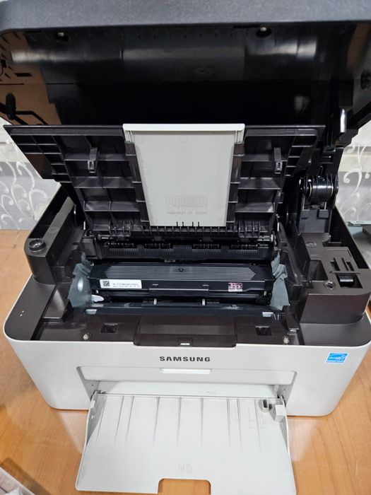 Продам мфу Samsung m-2070