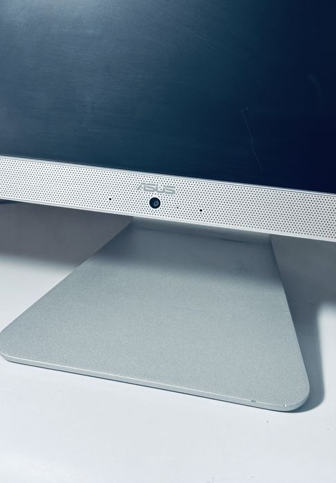 моноблок ASUS Vivo AiO V241E