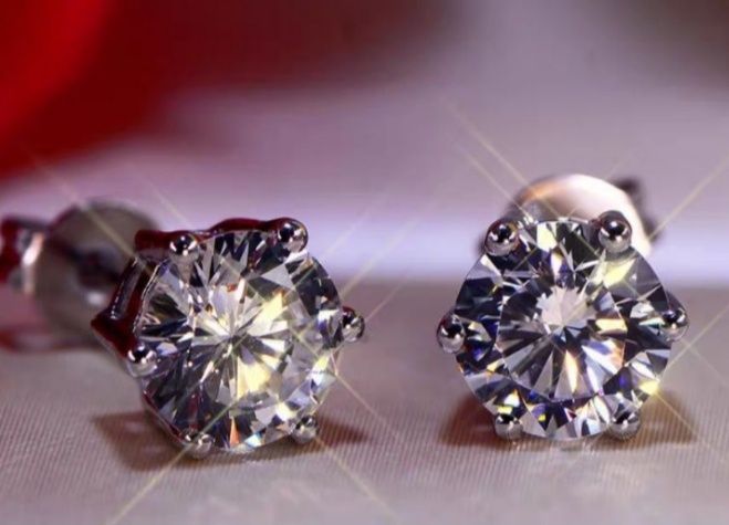 Ayol va qizlar uchun qulay va chiroyli kumish zirak.Proba 925