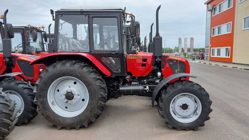 Трактор Беларус 1025.2
