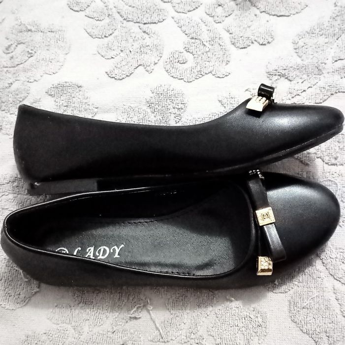 Продам новые туфельки - балетки