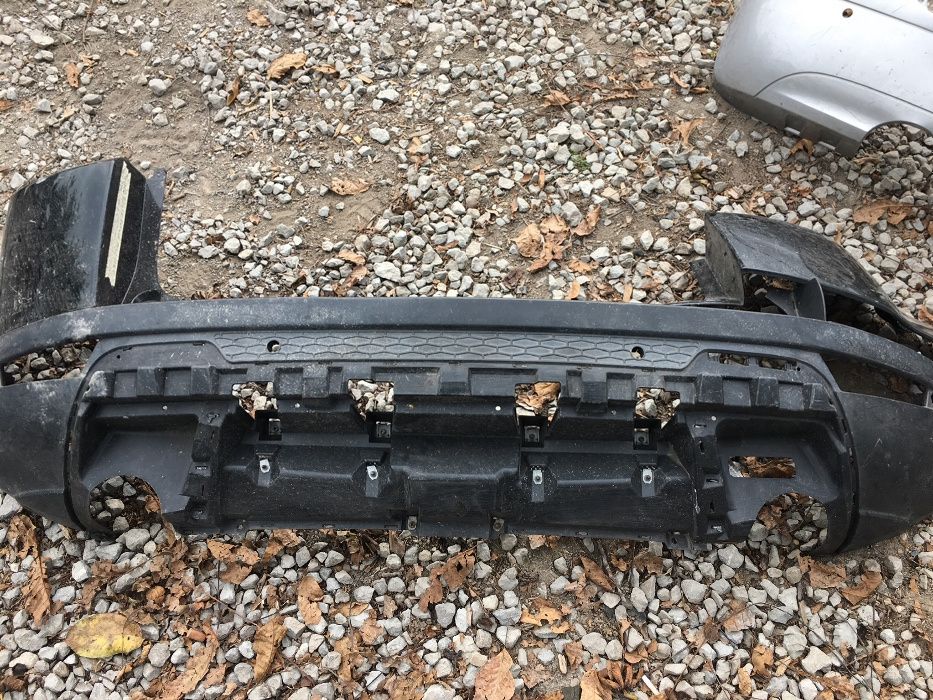 Предна,Задна броня и Ляв фар Xennon за Range Rover Evoque 2011-18