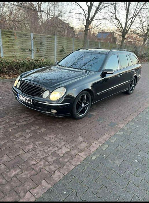 Vand sau schimb Mercedes benz E320 CDI avantgard 2005 stare buna