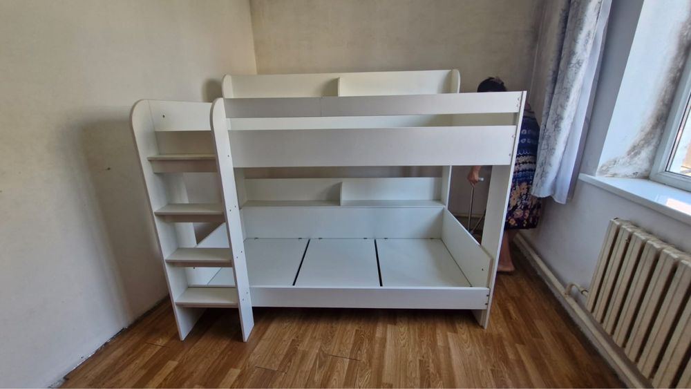 Кровать двухэтажная