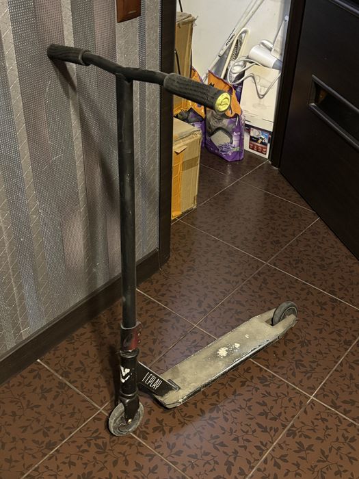 Трюковой самокат