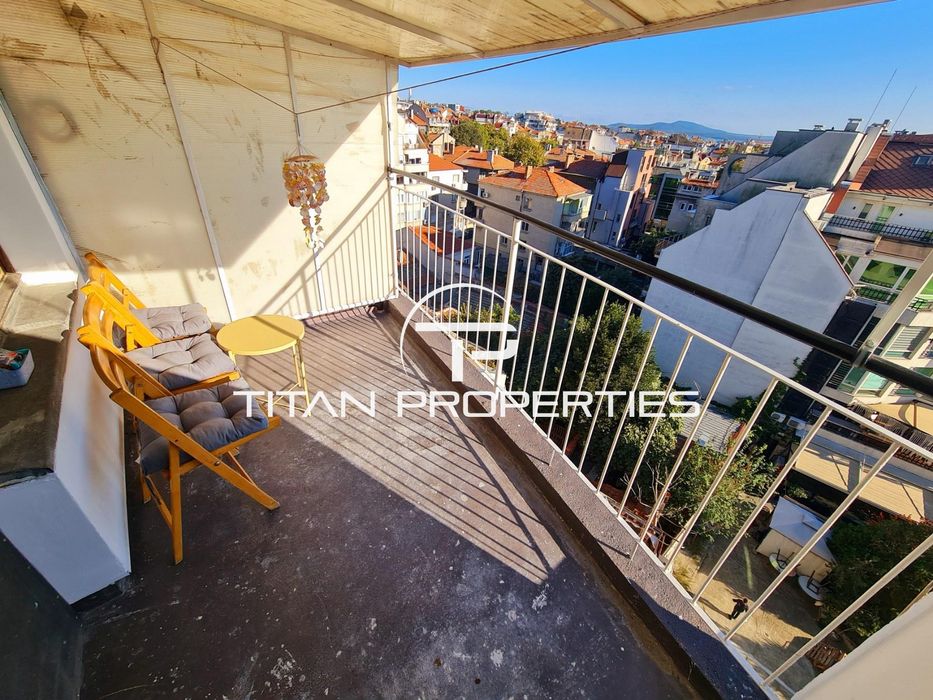 Дава се под наем Двустаен апартамент в Бургас, Център - 65 кв.м за 510 € - Снимка #10