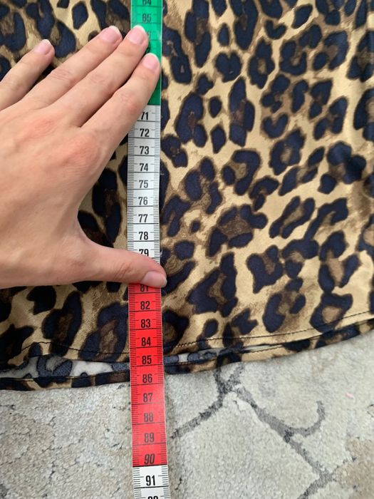 H&M fusta de satin nouă