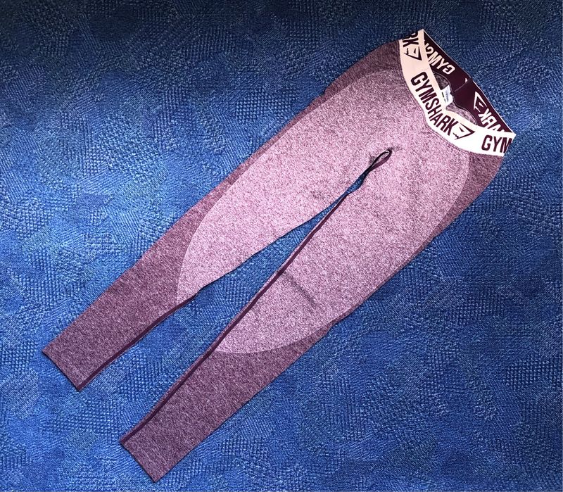 Gymshark ОРИГИНАЛЕН екип/сет клин и топ - XS