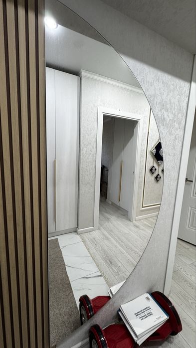 Зеркало на стенное, новое