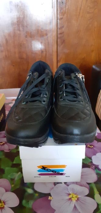 Продавам дамски обувки