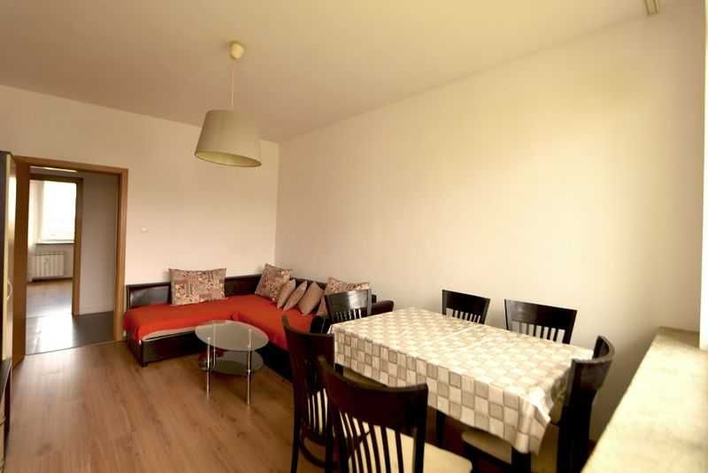 Дава се под наем Тристаен апартамент в София, Зона Б-18 - 110 кв.м за 725 € - Снимка #2