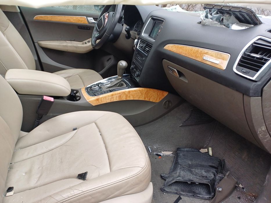 Audi Q5 3.2 FSI на части