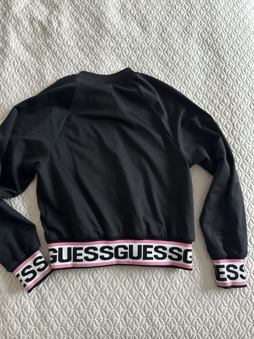 GUESS Суитчер.