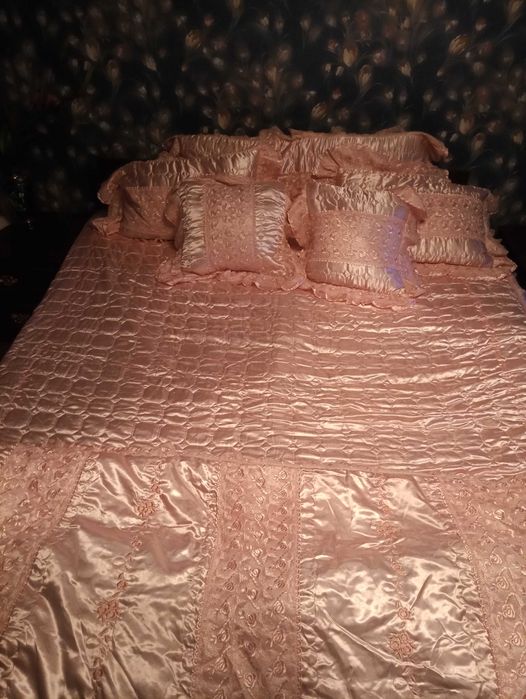 Спальный комплект, шёлк.