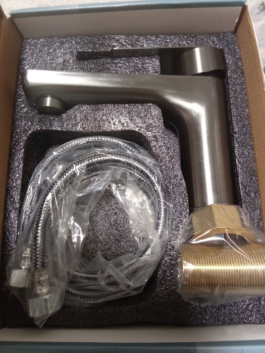 смеситель на  раковину