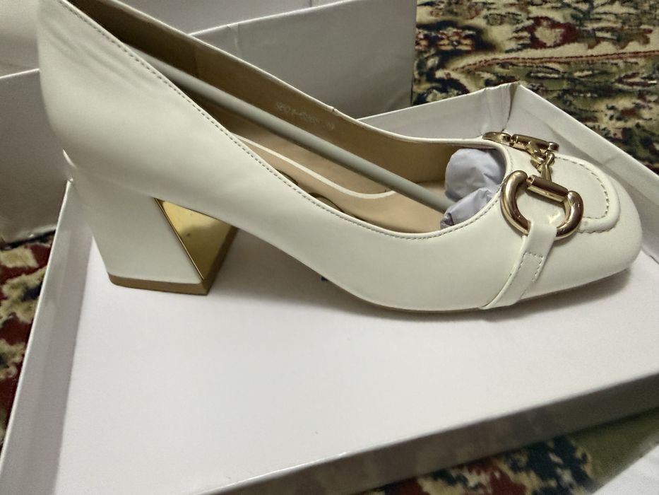 Gucci original tufli