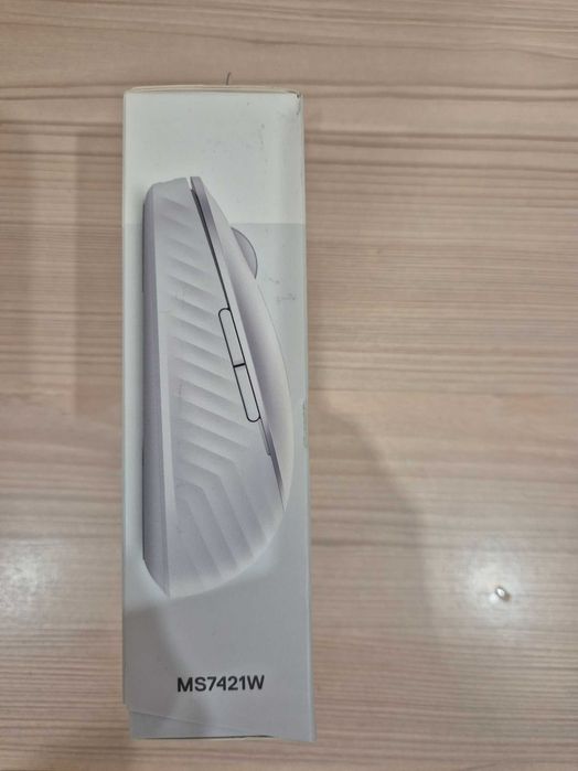 Продам мышь Dell Premier Rechargeable Wireless Mouse (MS7421W)