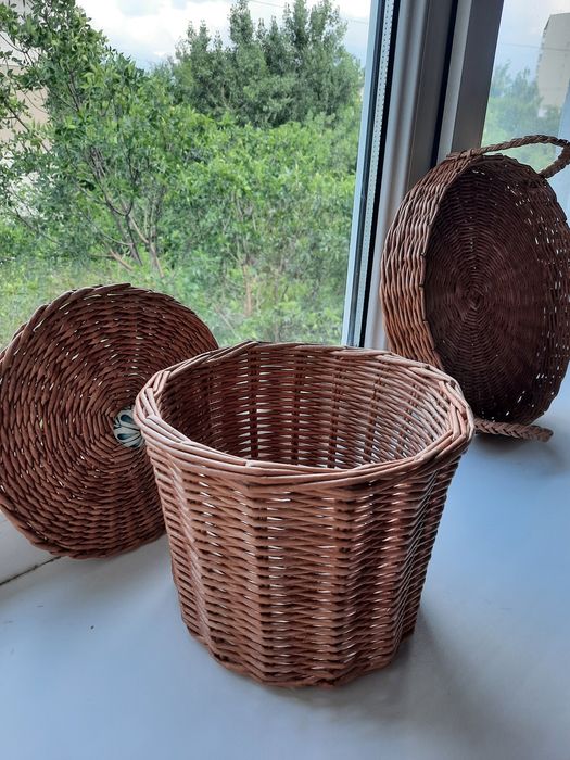 Плетеная корзина