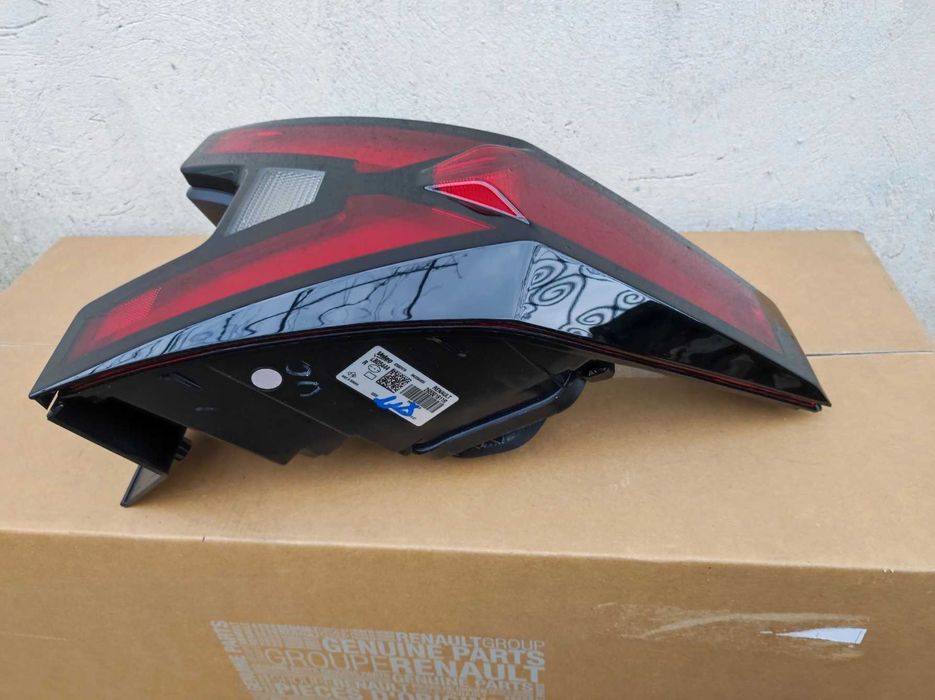 Lampa stop stanga si dreapta Dacia Bigster 2024 2025 2026