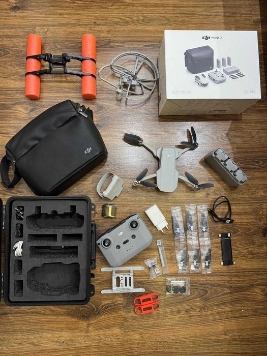 Vand drona DJI Mini 2 Fly More Combo – 4K + multe accesorii